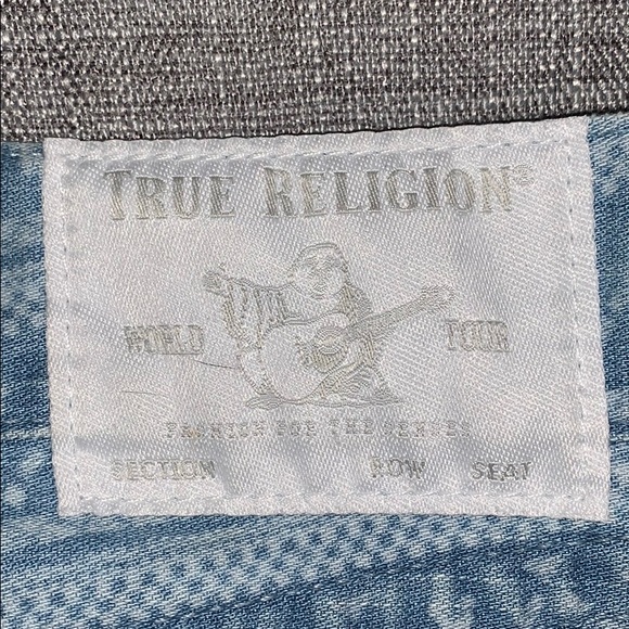True religion shorts size 33 (Ikat print) - Picture 3 of 5